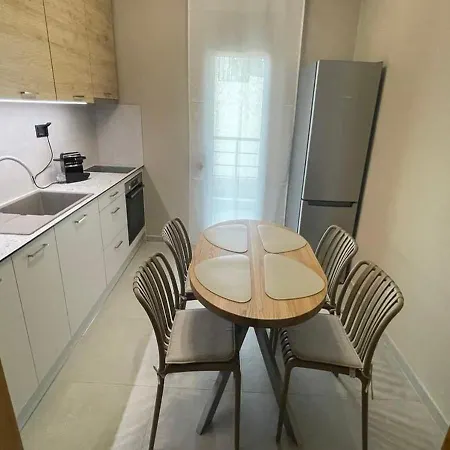 The Garden Comfort Apartment *